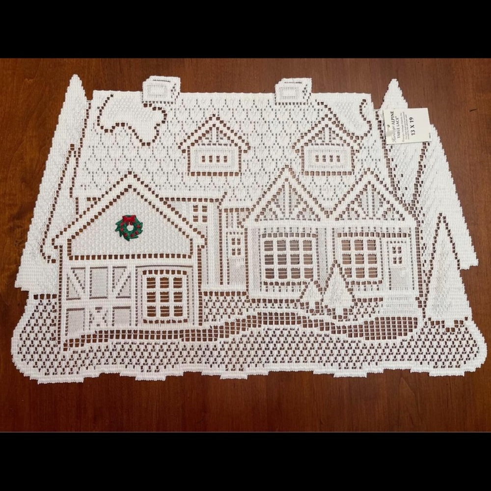 Heritage Lane Christmas Table Lace - NWT